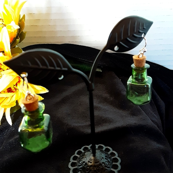 Handcrafted Bottle Earrings Green Cottagecore - Picture 2 of 4